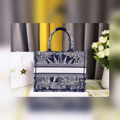 Anum Bags Detail