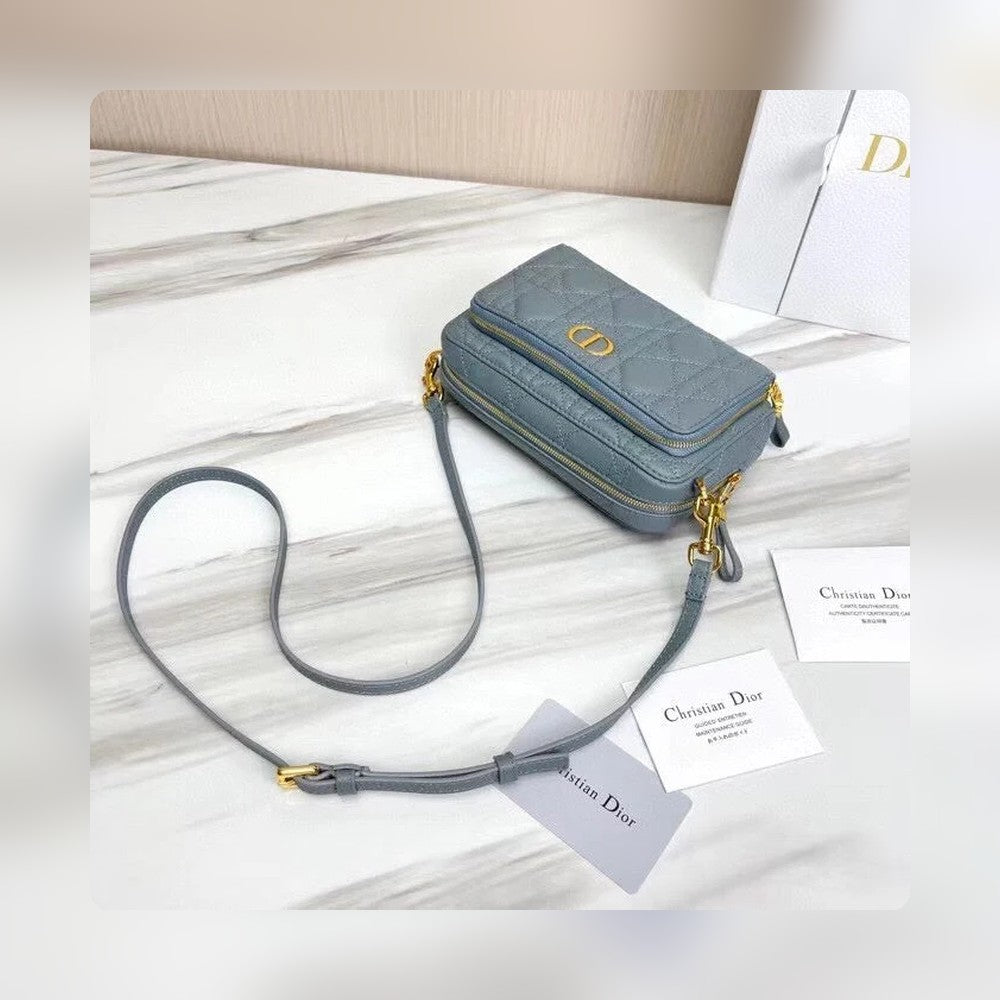 Anum Bags Detail