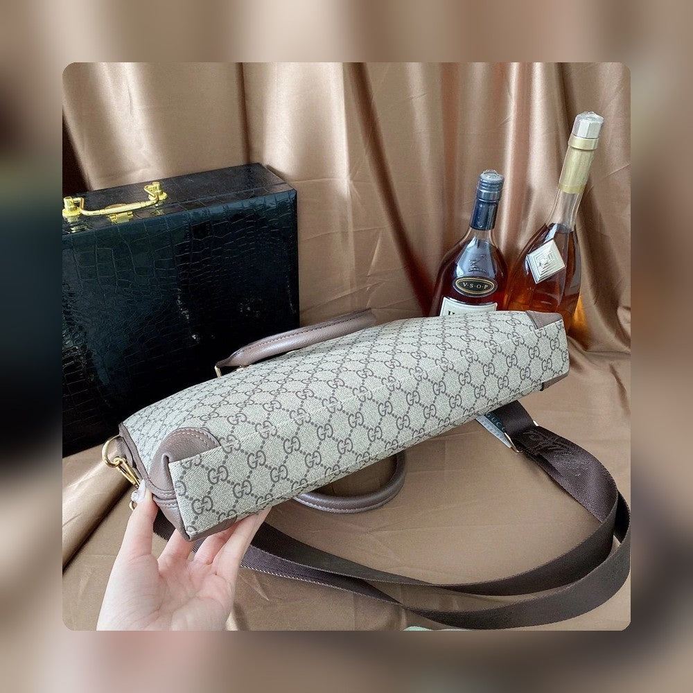 Anum Bags Detail