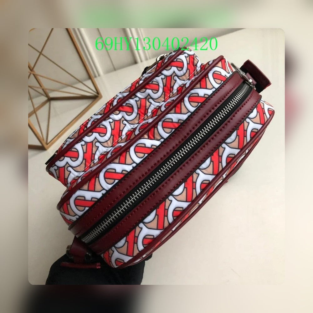 Anum Bags Detail
