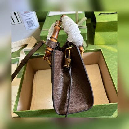 Anum Bags - High-Quality Designer Products for You - AFFORDABLE LUXURY BAGS - 19890