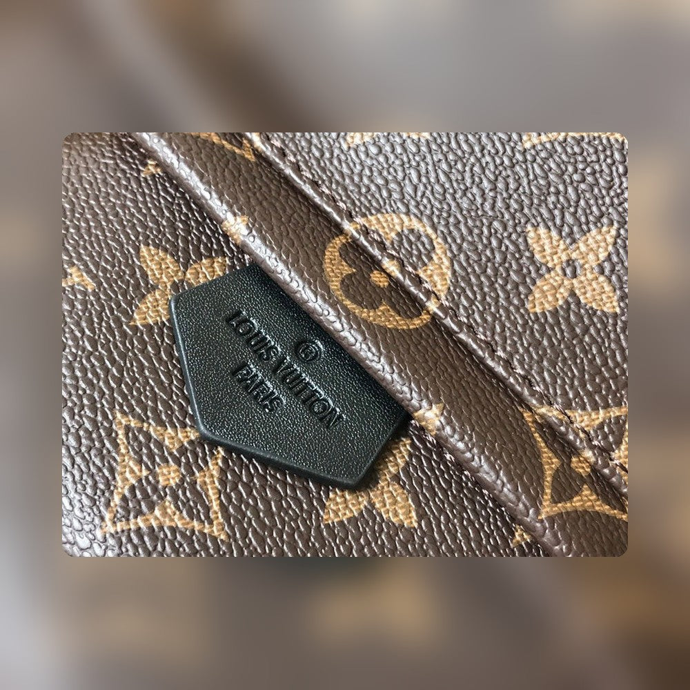 Anum Bags Detail