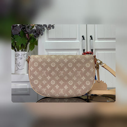 Anum Bags - High-Quality Designer Products for You - AFFORDABLE LUXURY BAGS - 13442