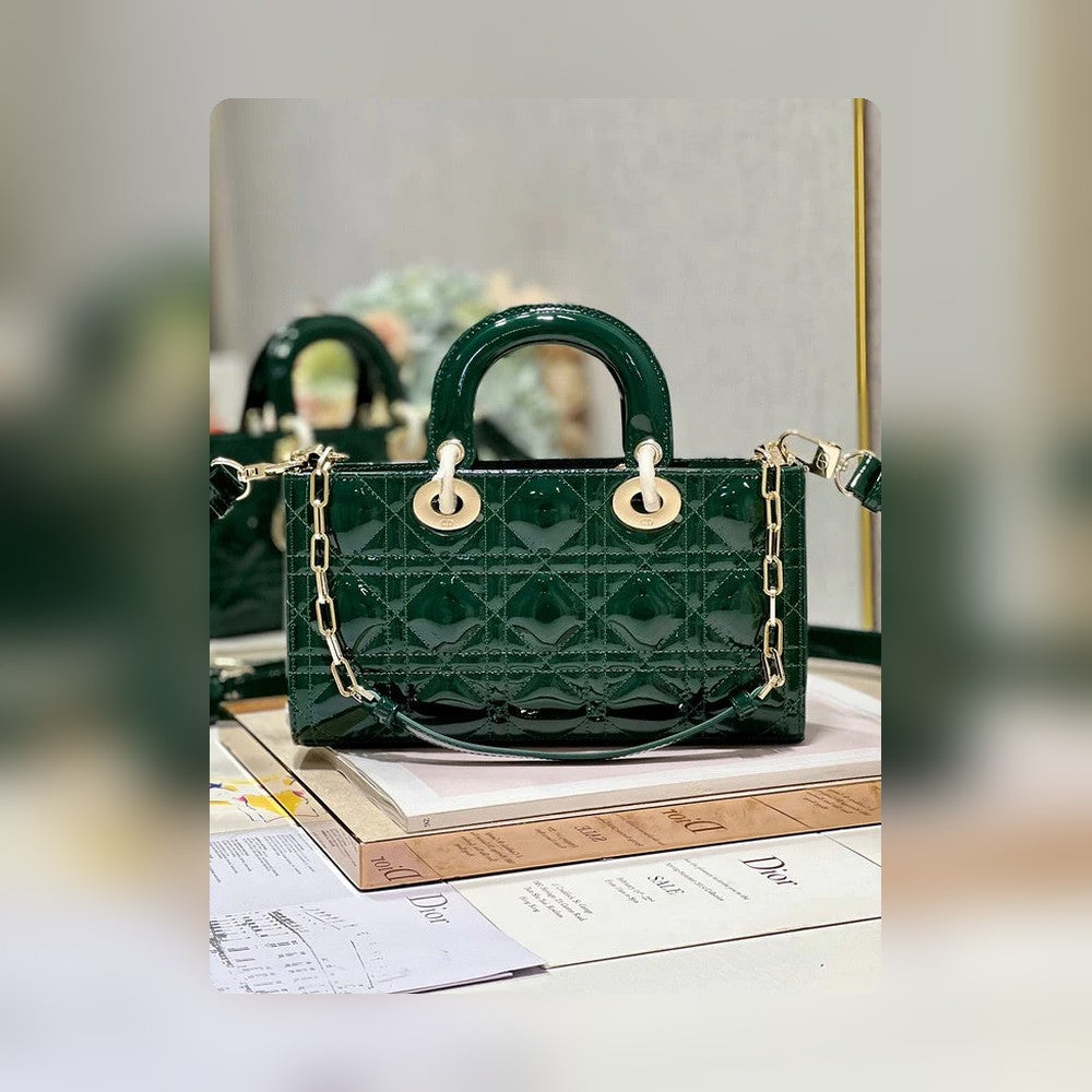 Anum Bags Detail