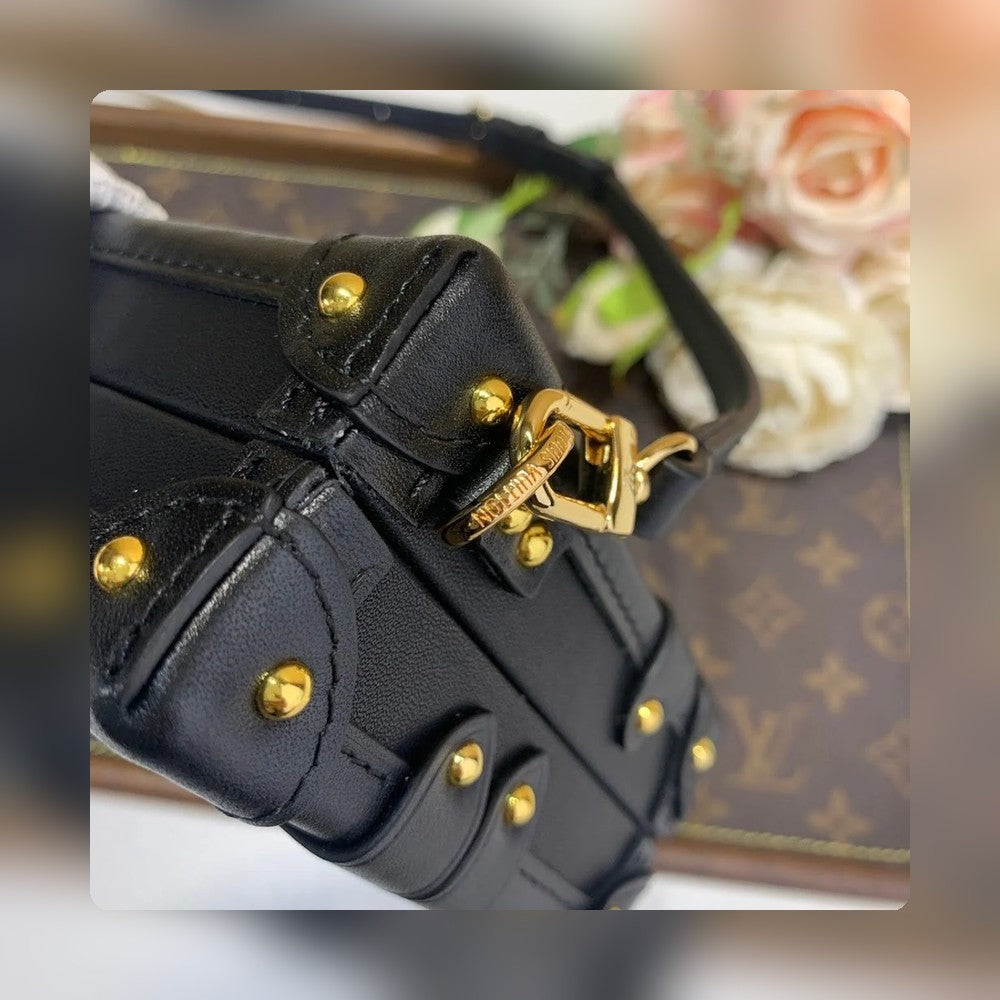 Anum Bags ln Luxury Bag --57915