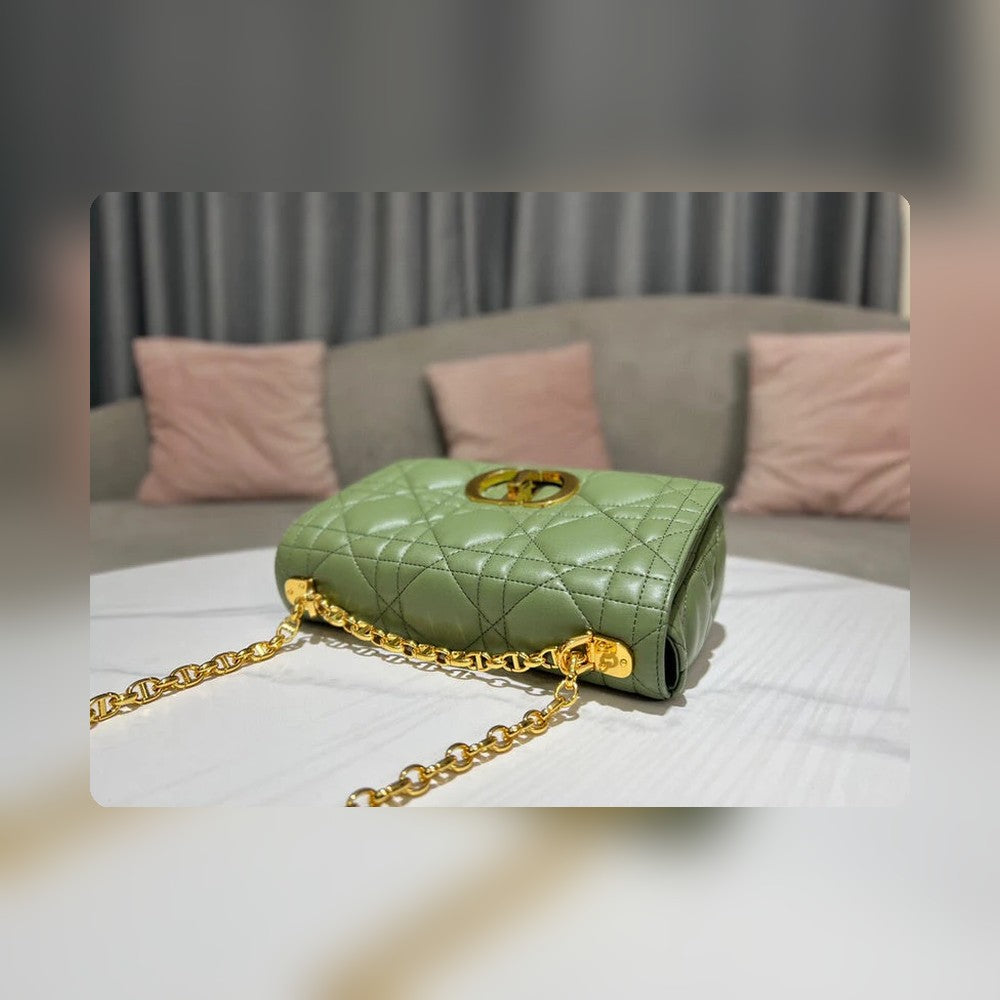 Anum Bags Detail
