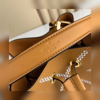 Anum Bags ln Luxury Bag --56843