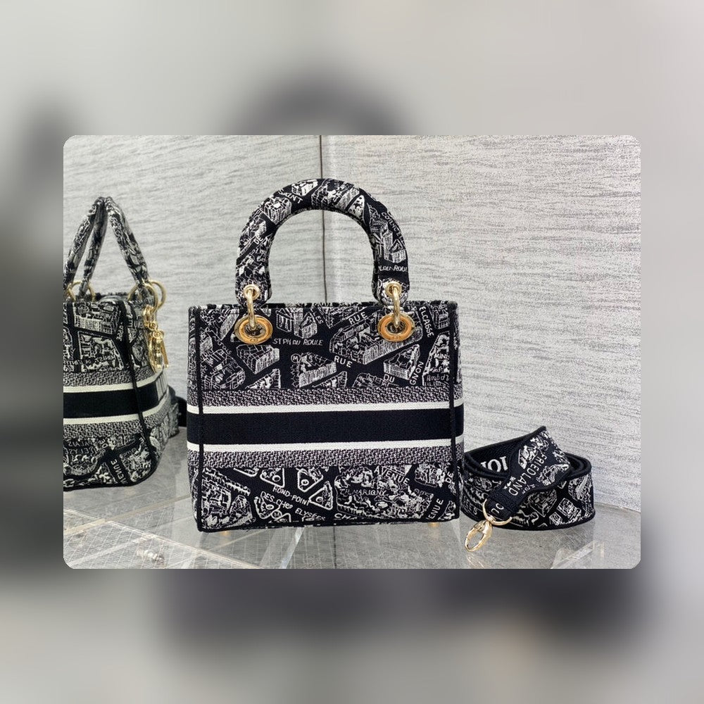 Anum Bags Detail