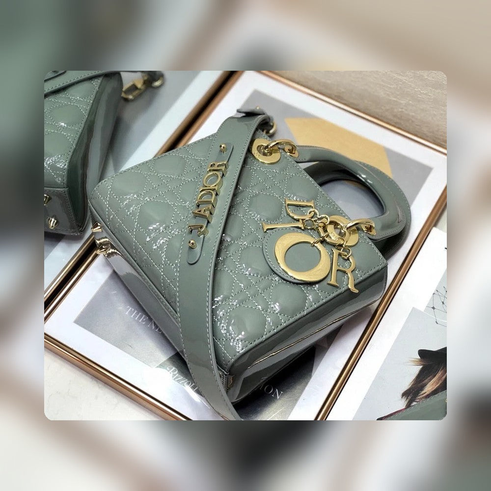 Anum Bags Detail