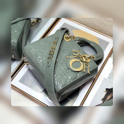 Anum Bags Detail