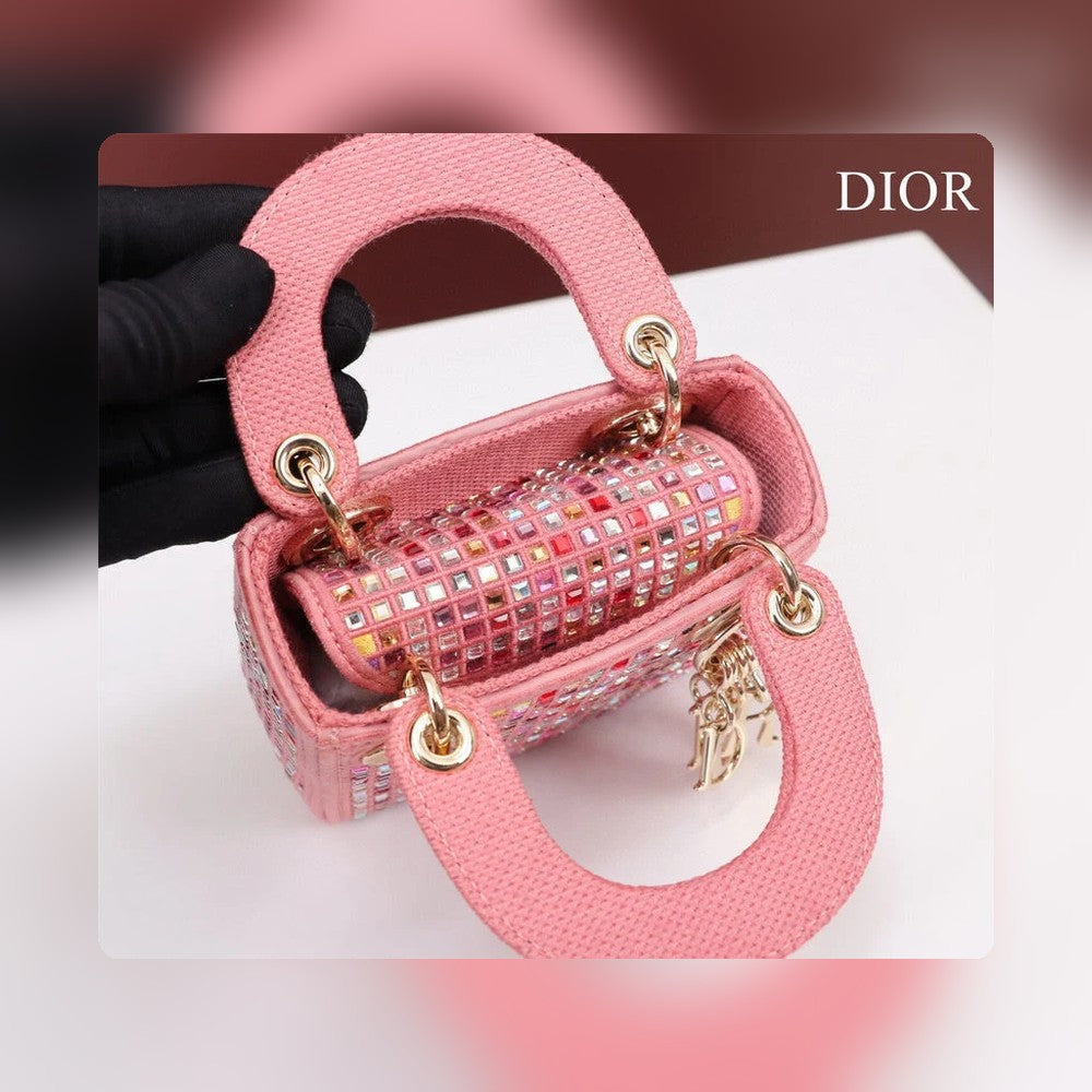 Anum Bags Detail