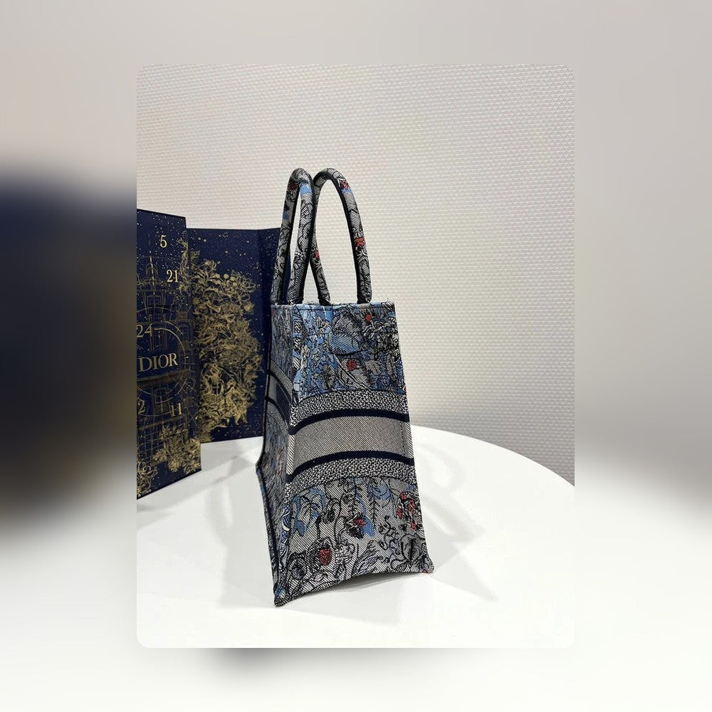 Anum Bags Detail
