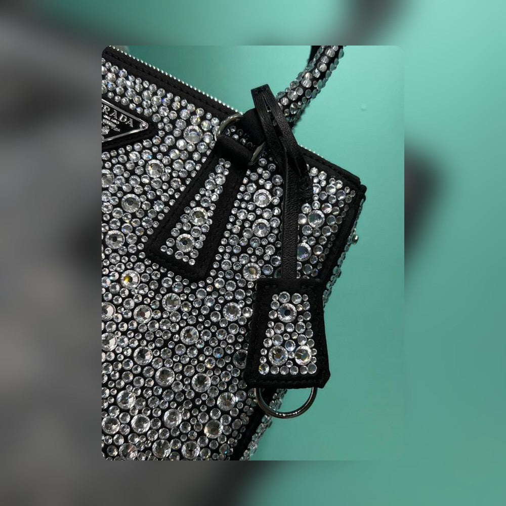 Anum Bags Detail