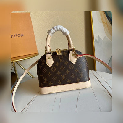 Anum Bags Detail