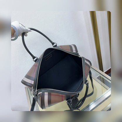 Anum Bags - High-Quality Designer Products for You - AFFORDABLE LUXURY BAGS - 17110