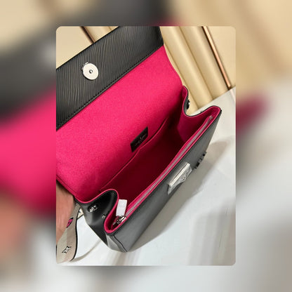 Anum Bags ln Luxury Bag --56207