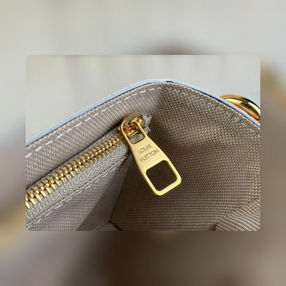 Anum Bags ln Luxury Bag --58081