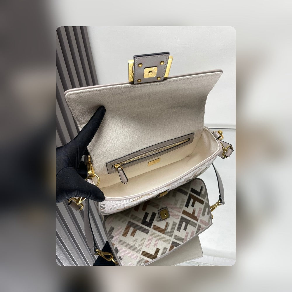 Anum Bags - DESIGNER BAGS FOR WOMEN - AFFORDABLE LUXURY BAGS - 19207