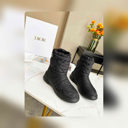 VBS FROST ANKLE BOOT BLACK QUILTED NYLON BLACK