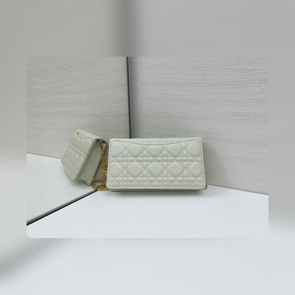 Anum Bags - Best High-End Brands in One Place - AFFORDABLE LUXURY BAGS - 19036