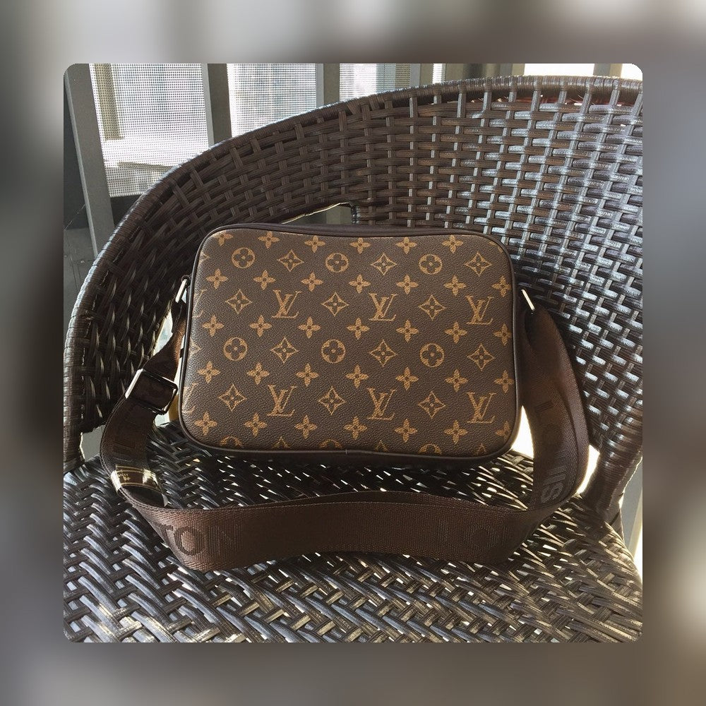 Anum Bags Detail