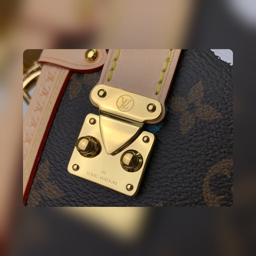 Anum Bags Detail