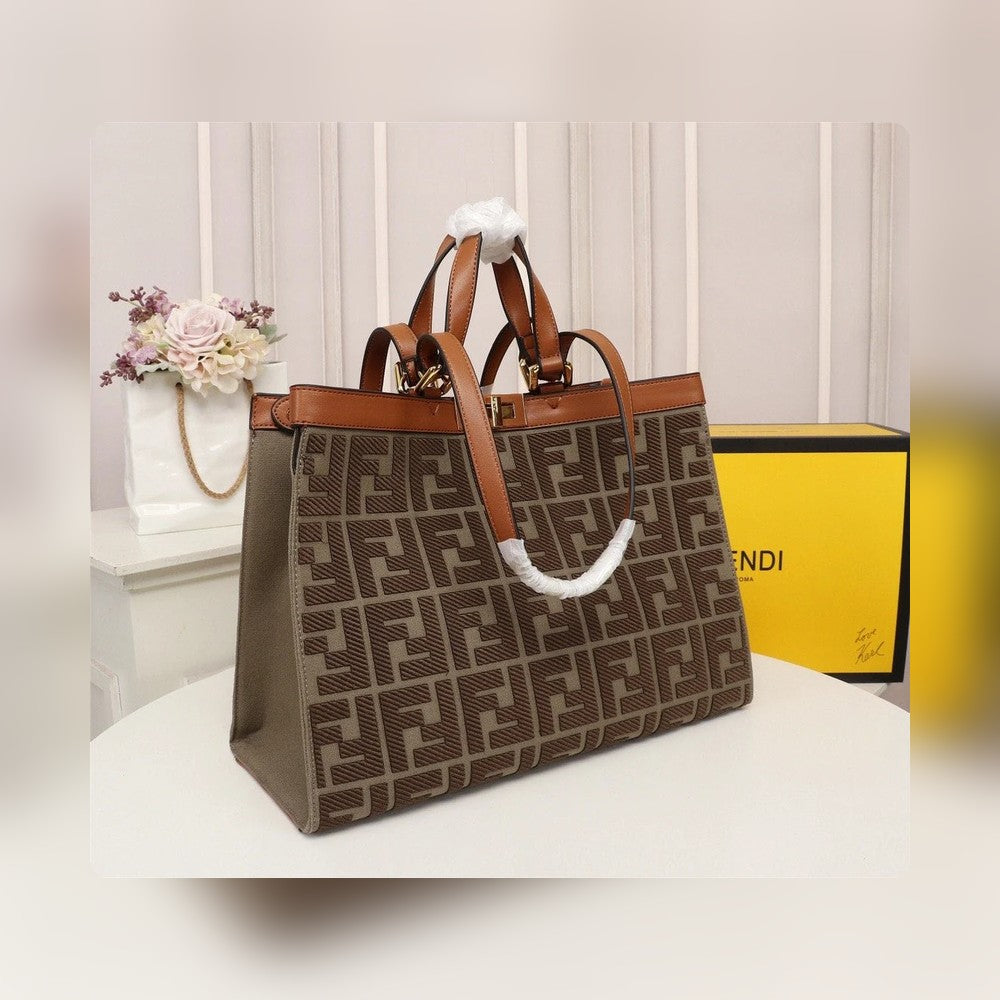 Anum Bags Detail