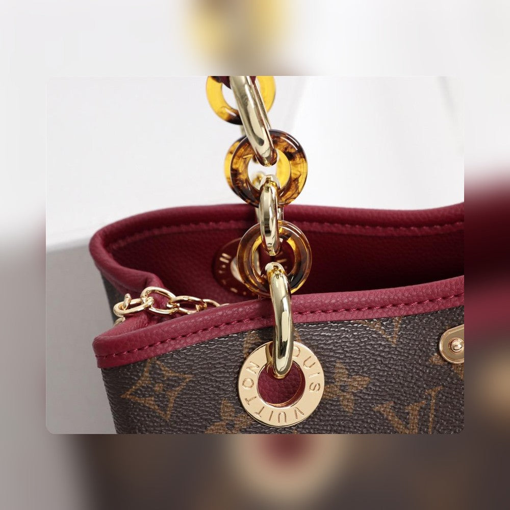 Anum Bags Detail