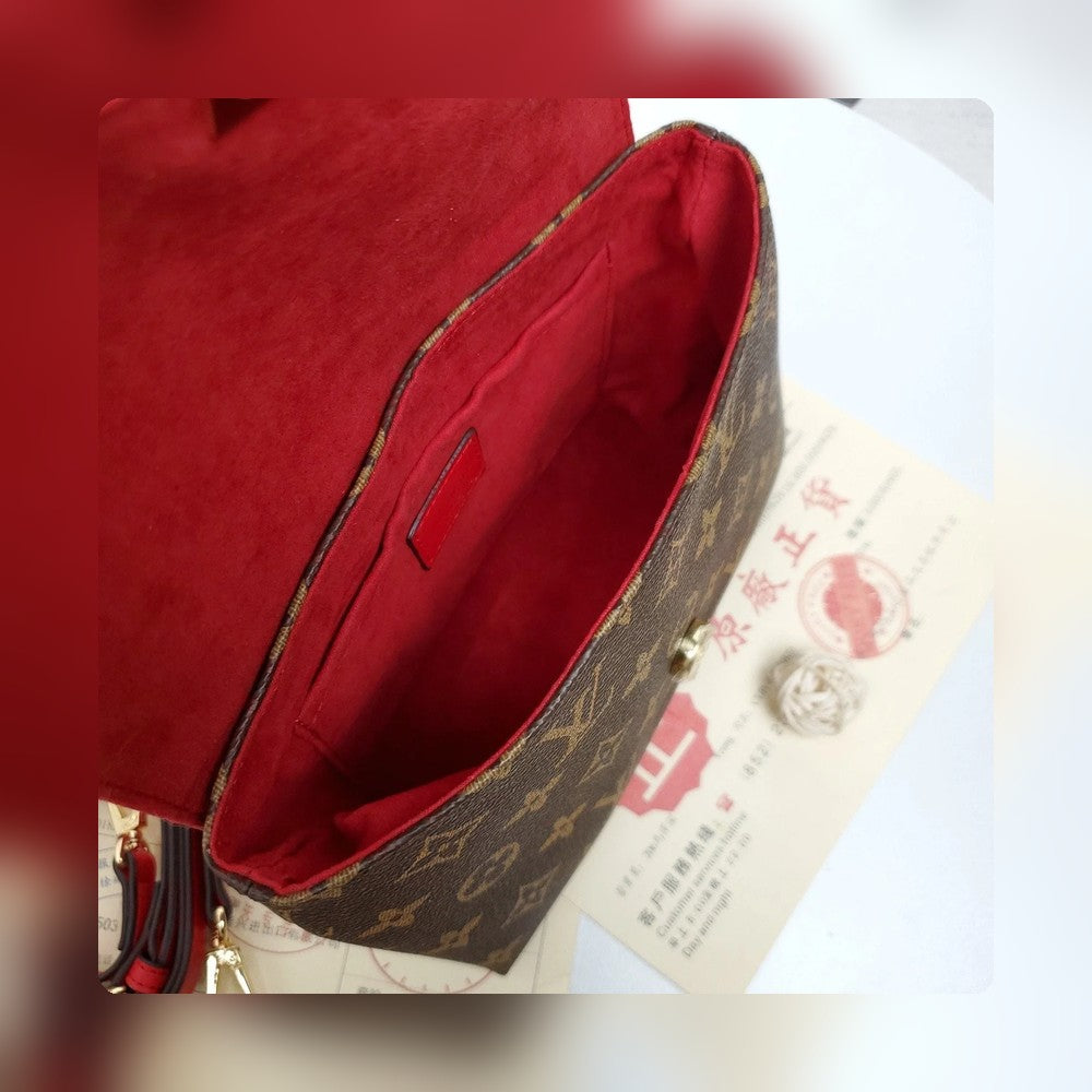Anum Bags Detail