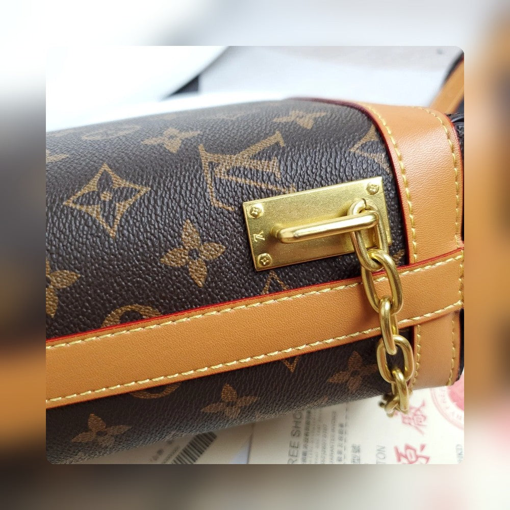 Anum Bags Detail