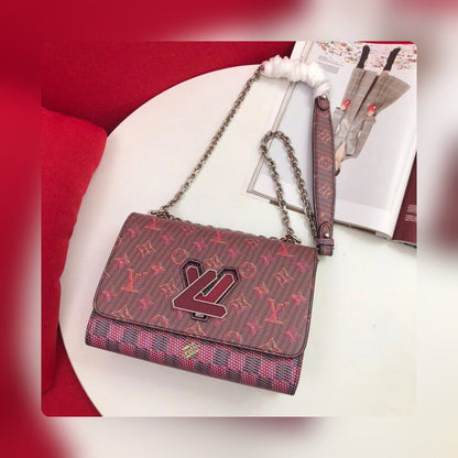 Anum Bags Detail