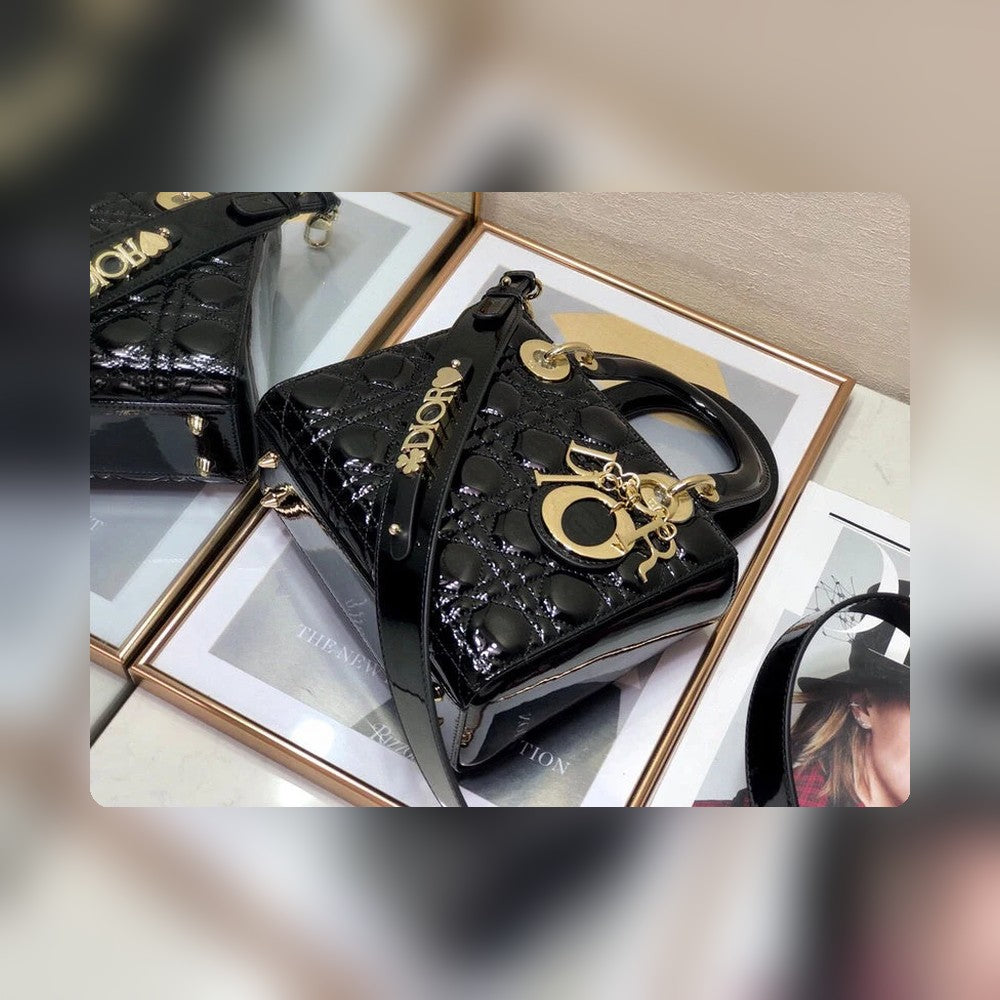 Anum Bags Detail