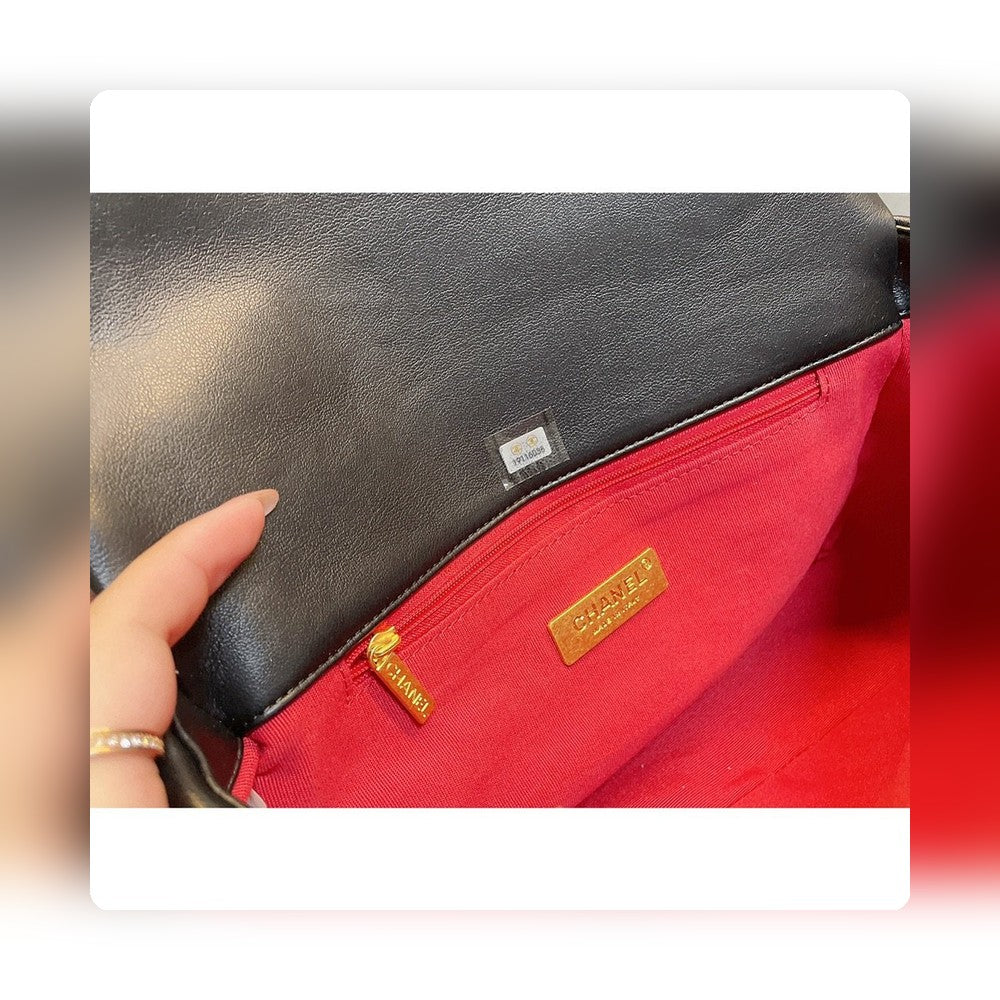 Anum Bags Detail