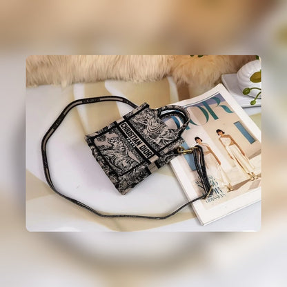Anum Bags Detail