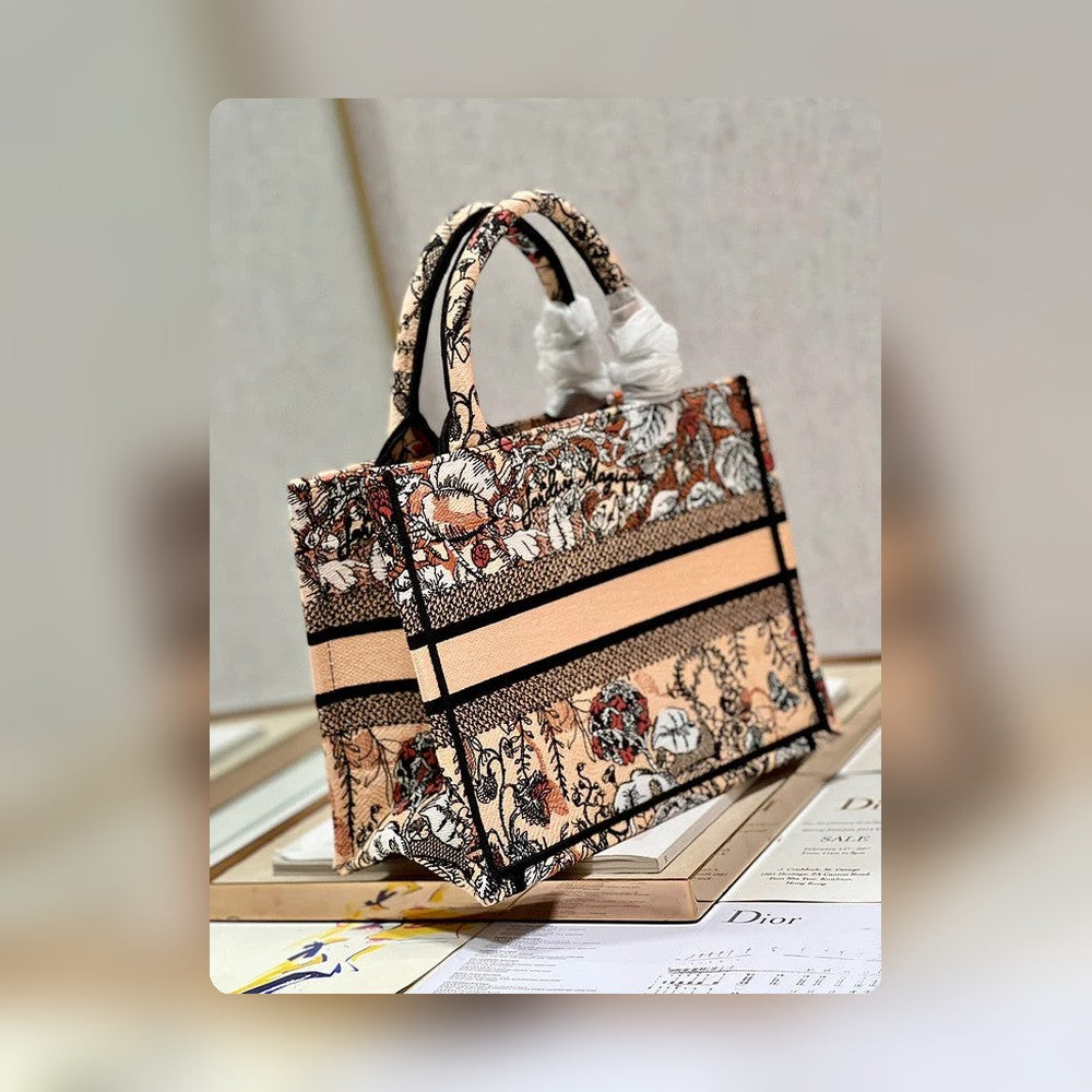 Anum Bags Detail