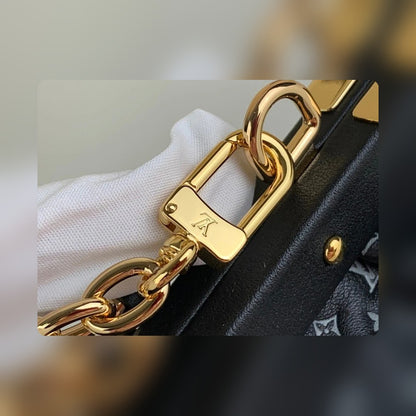 Anum Bags ln Luxury Bag --56223