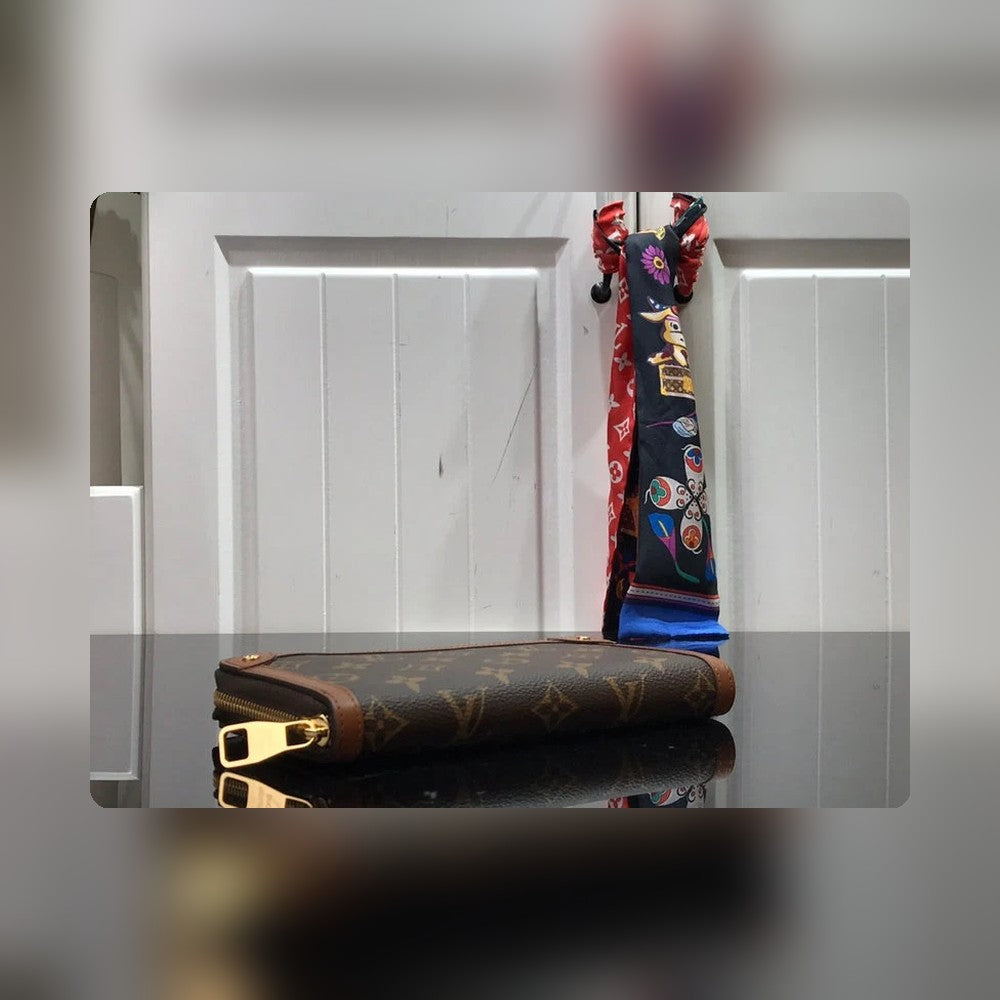 Anum Bags Detail