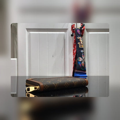 Anum Bags Detail