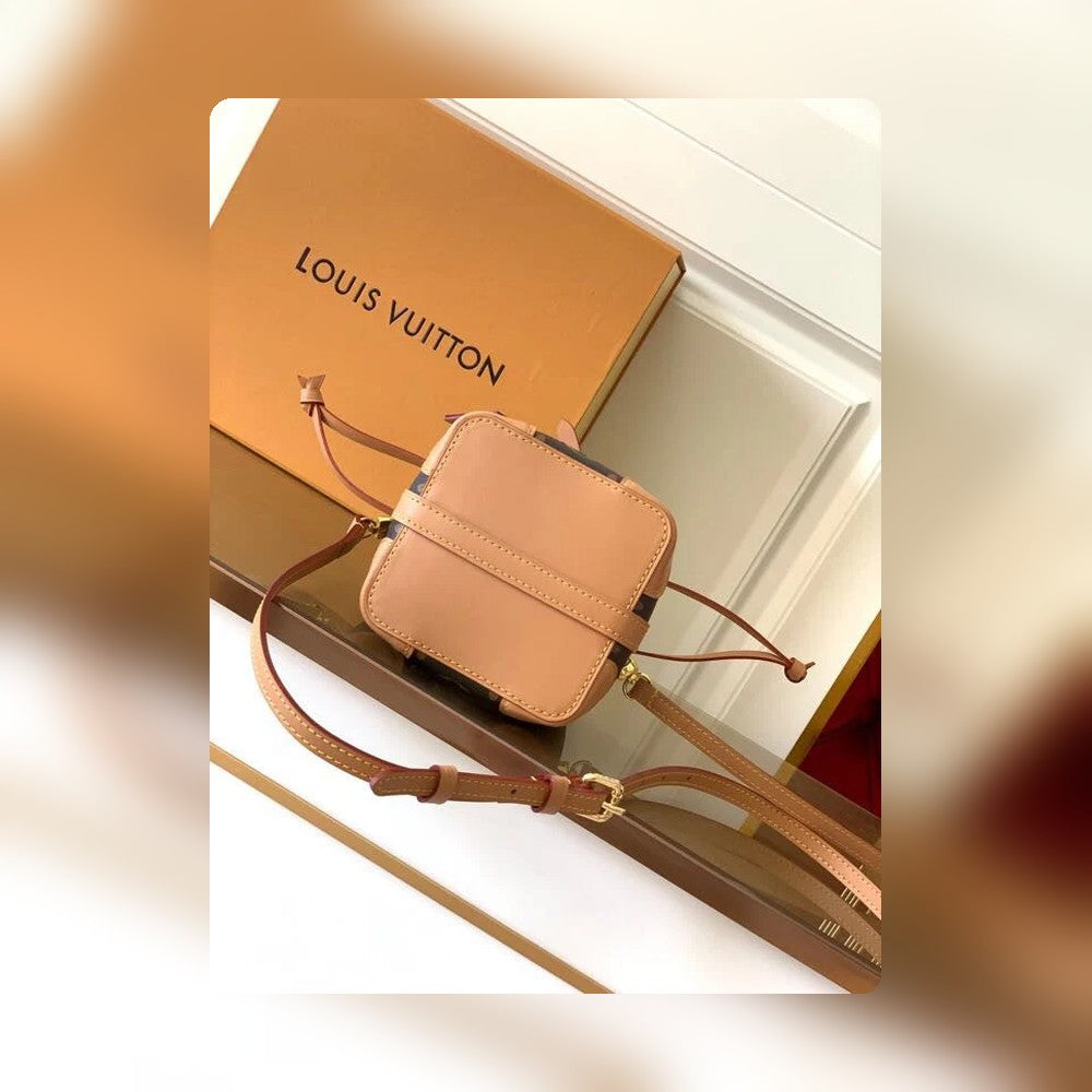 Anum Bags Detail
