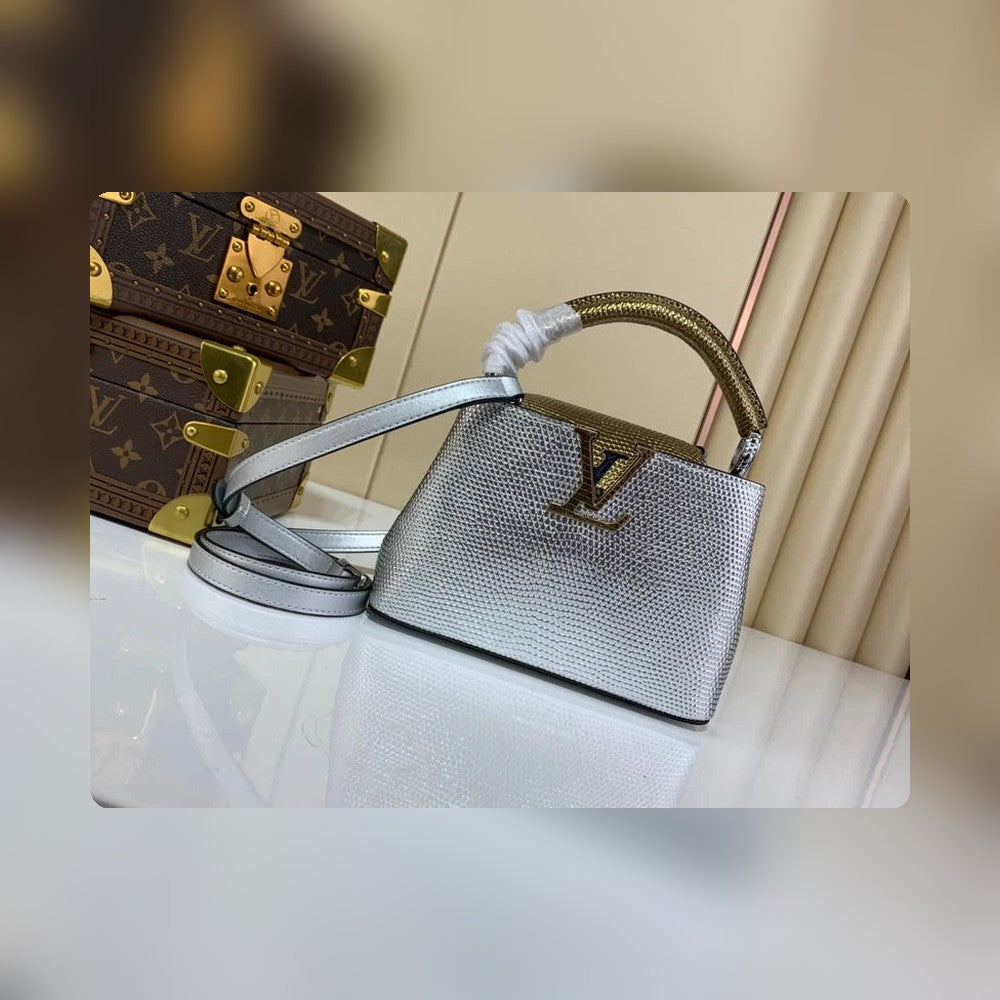 Anum Bags Detail