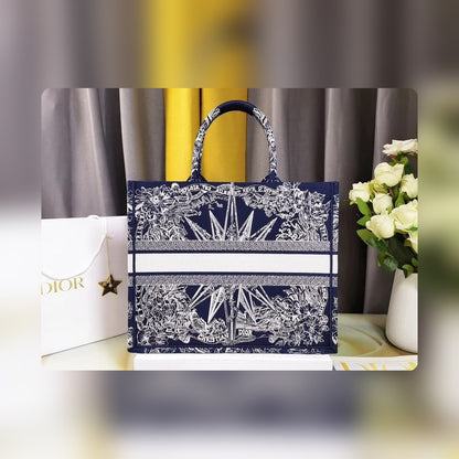 Anum Bags Detail