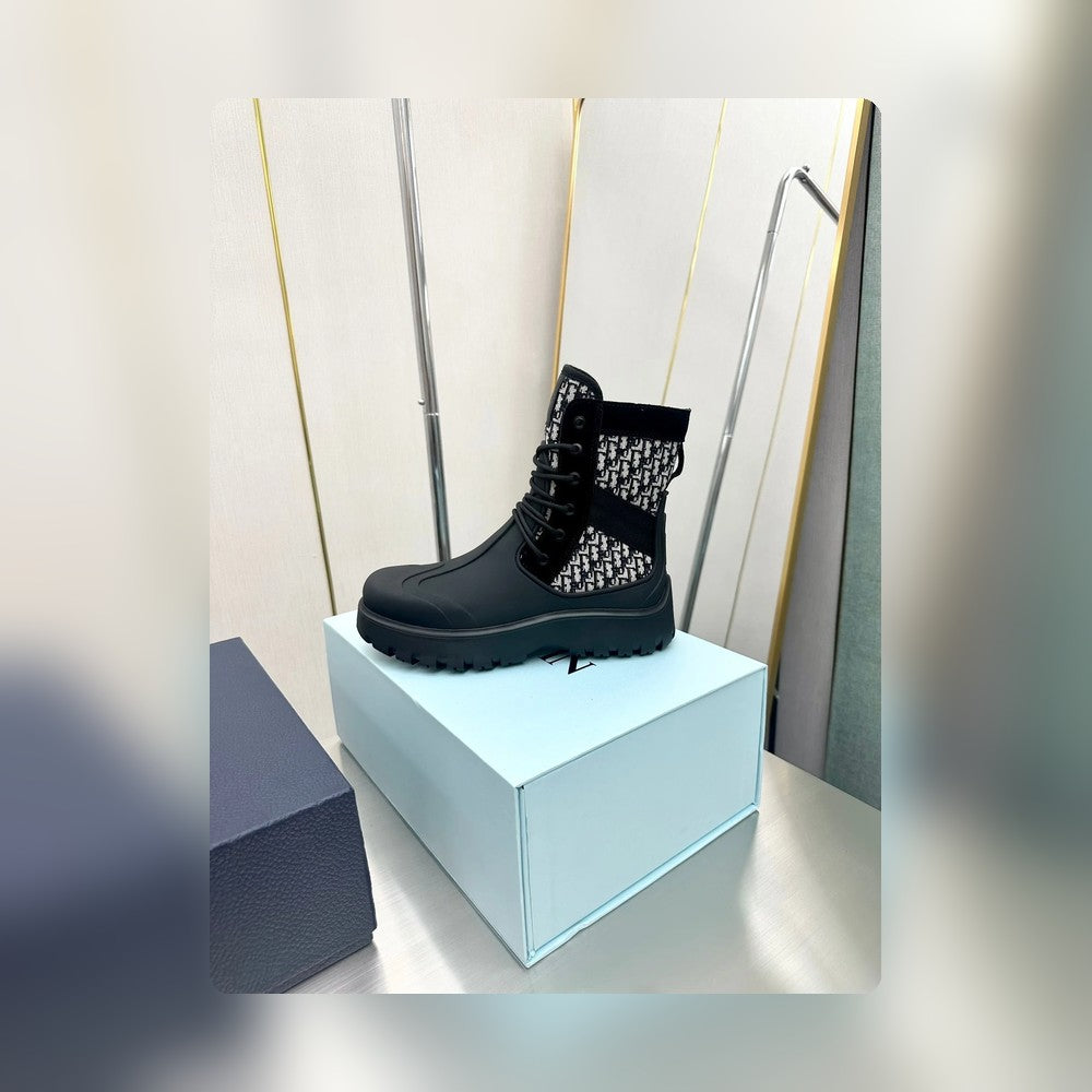 VBS GARDEN LACE UP BOOT BLACK 3BO315ZYH H961