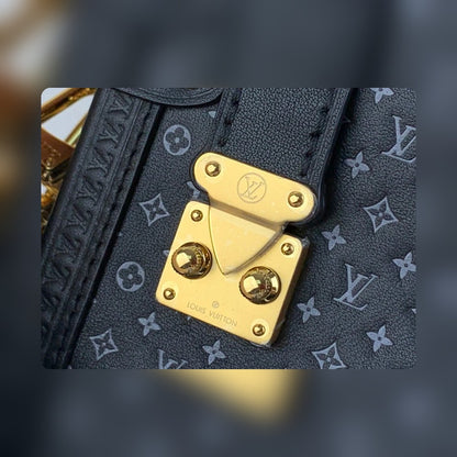 Anum Bags - High-Quality Designer Products for You - AFFORDABLE LUXURY BAGS - 16466
