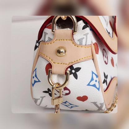 Anum Bags Detail