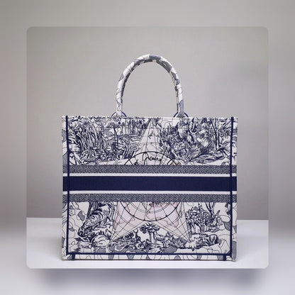 Anum Bags Detail