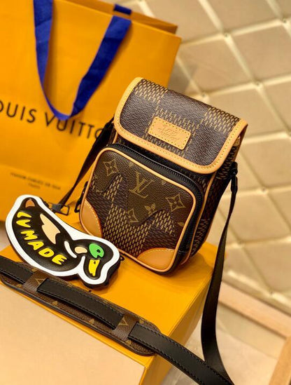 Anum Bags Detail