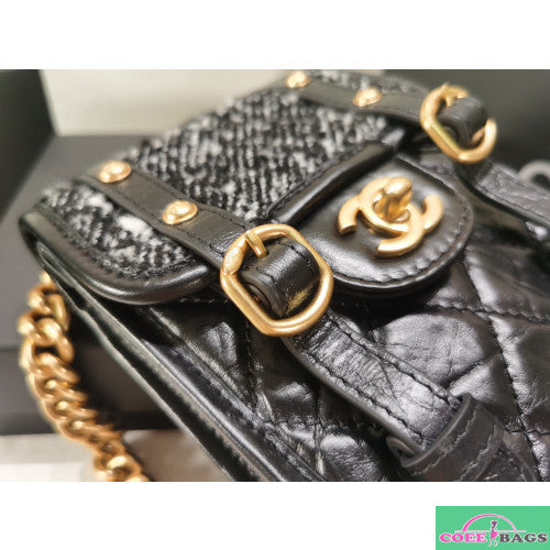 Anum Bags Detail