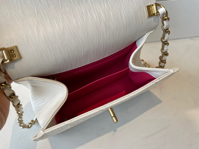 Anum Bags Detail