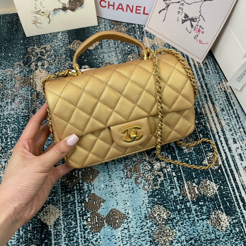 Anum Bags Detail
