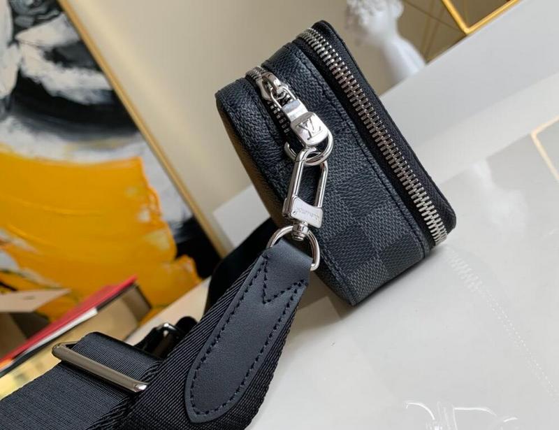 Anum Bags Detail